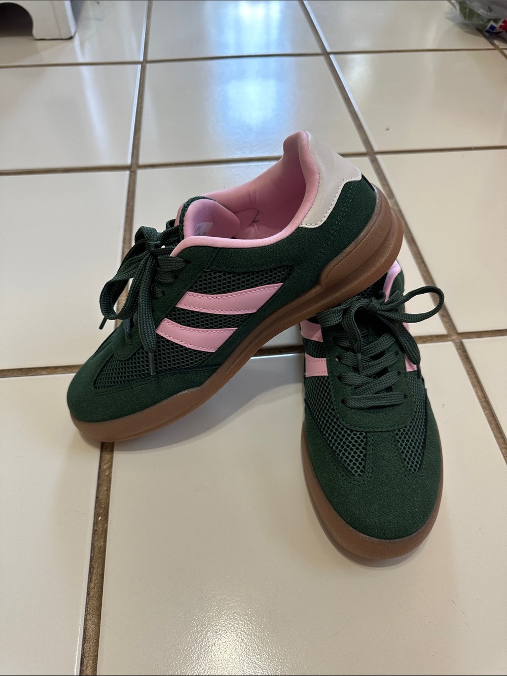 Jellypop Dark Green and Pink Retro Sneaker
